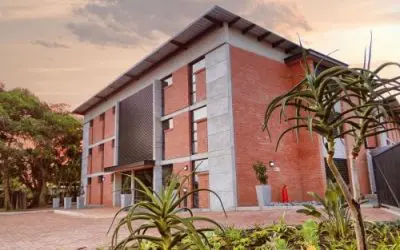 Clay face brick chosen for superior thermal efficiency